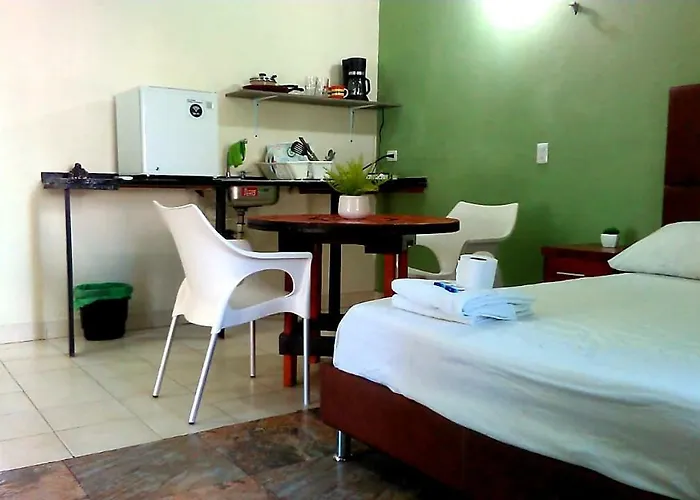 Chichi House Pensión